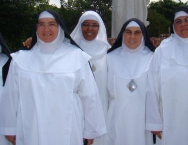 Irmãs do Mosteiro da Luz visitam o Santuário